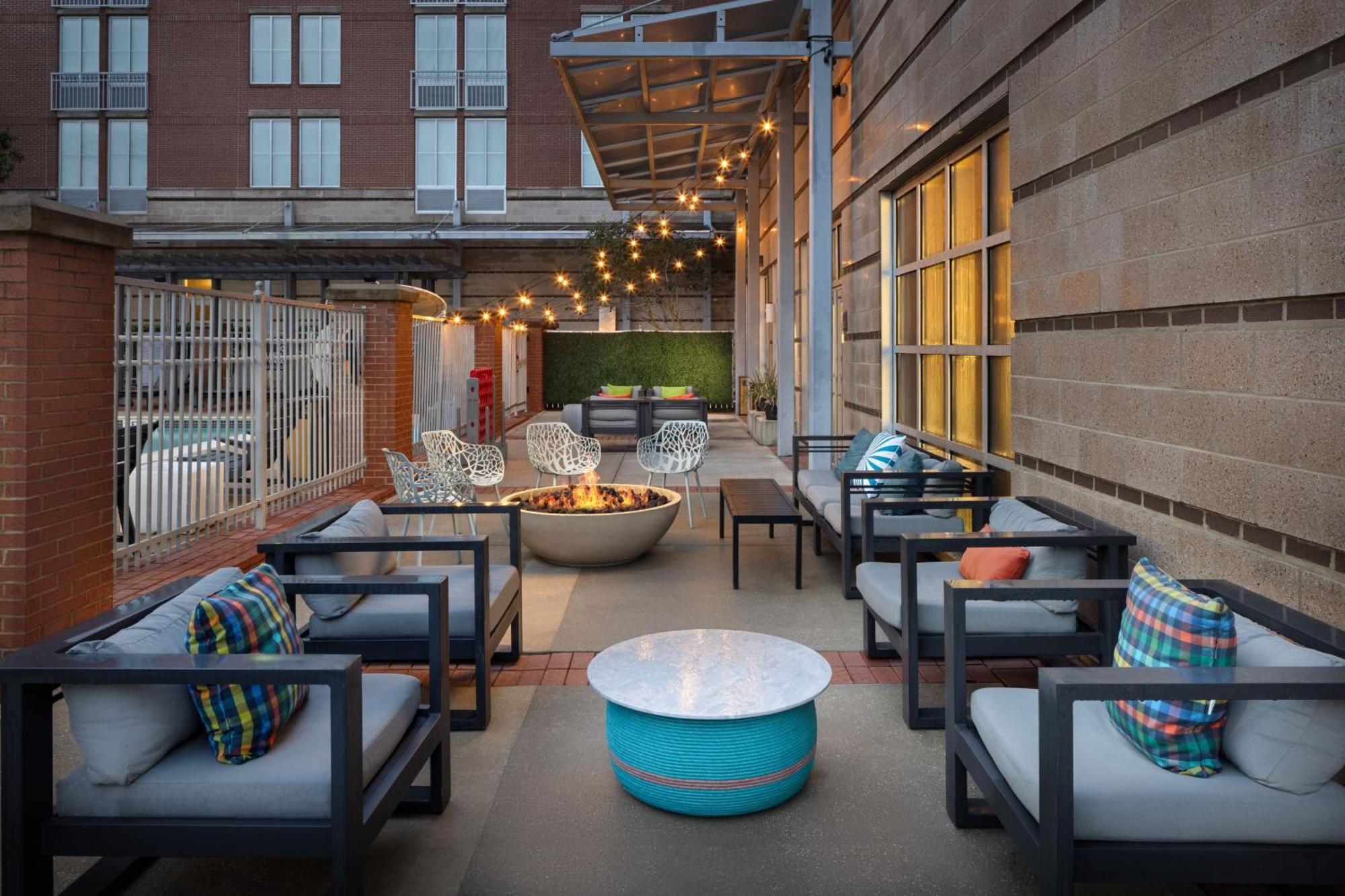 Aloft Tallahassee Downtown Экстерьер фото