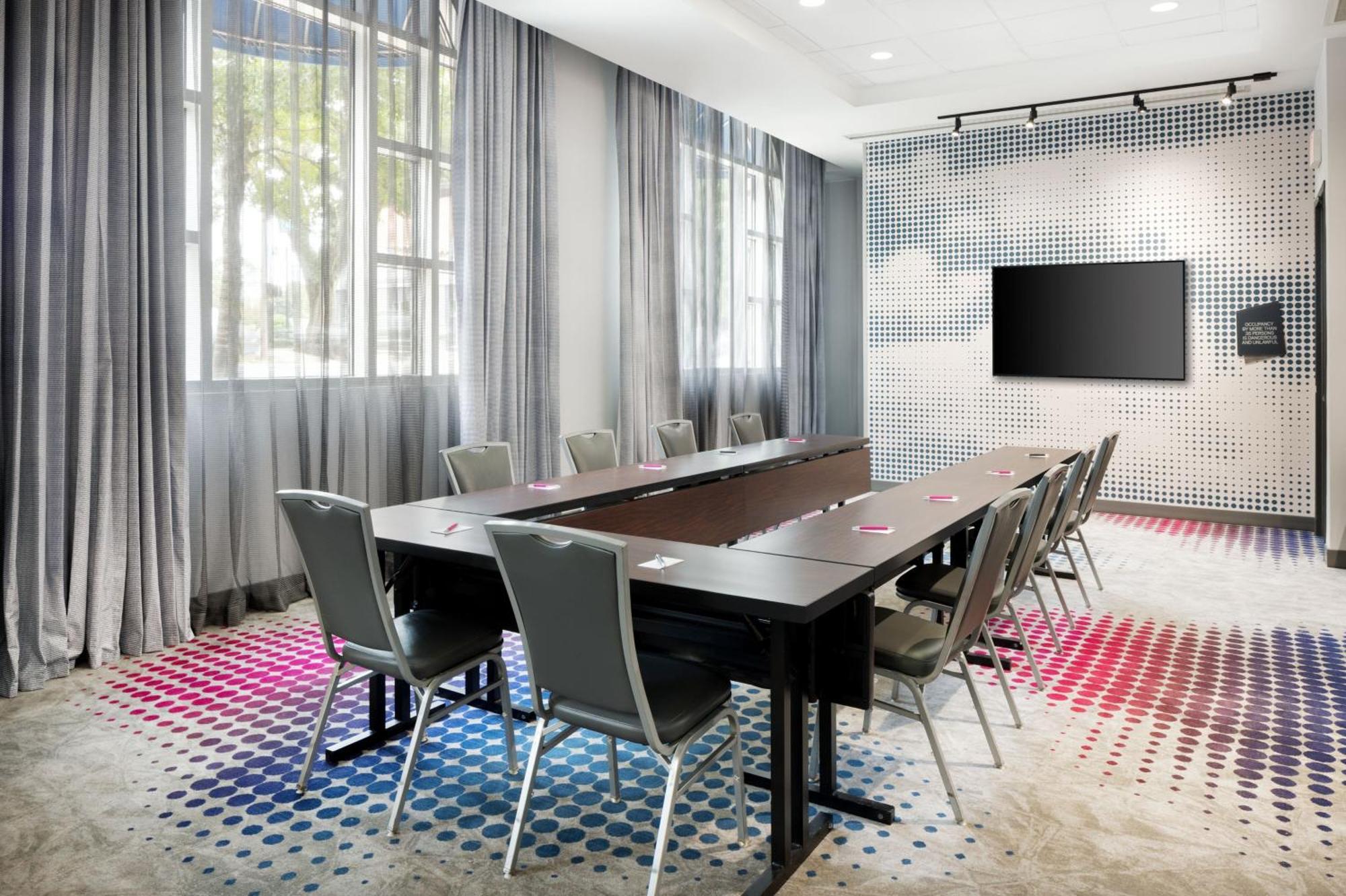 Aloft Tallahassee Downtown Экстерьер фото